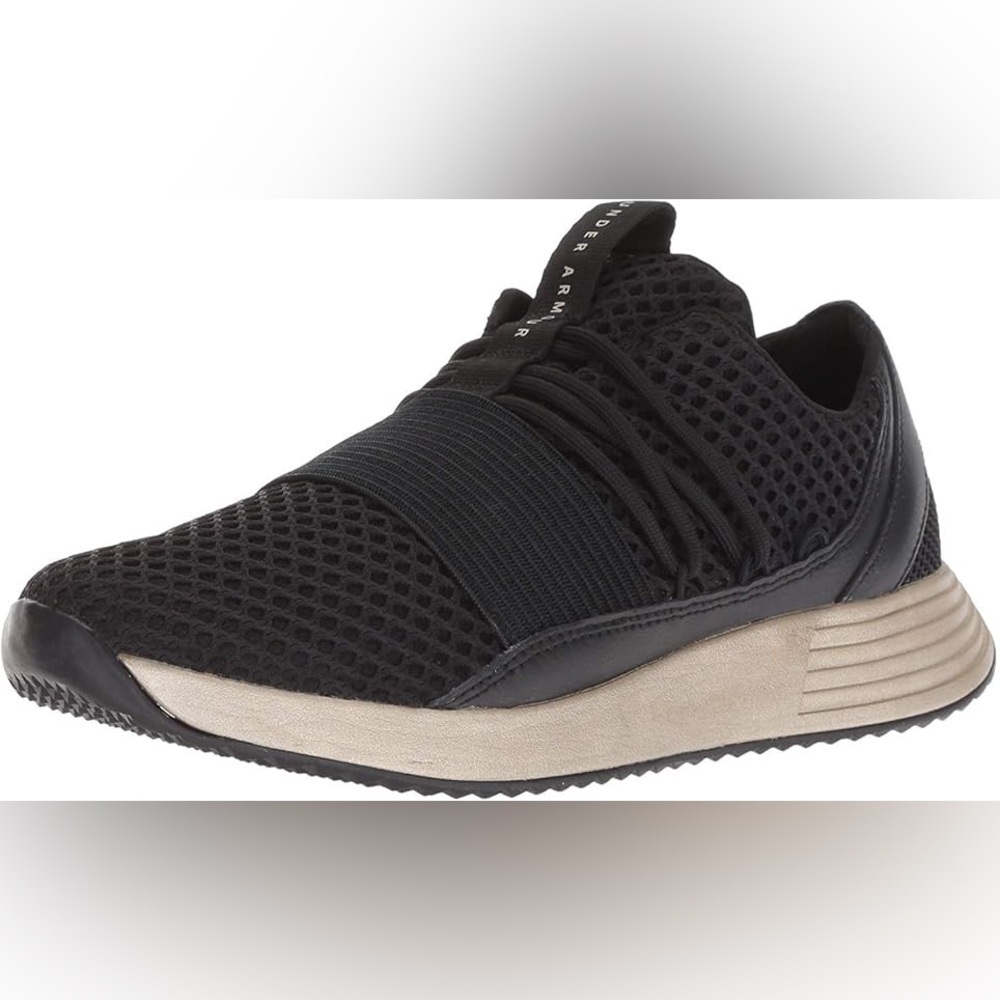 UNDER ARMOUR WOMEN BLACK CREAM SNEAKERS 7.5